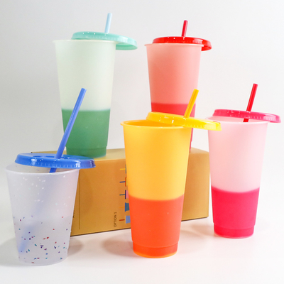 het Drinken van 16oz 24oz Plastic Kop 10*6*19cm van de Glazen Opnieuw te gebruiken Veranderende Kleur