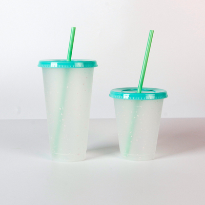 het Drinken van 16oz 24oz Plastic Kop 10*6*19cm van de Glazen Opnieuw te gebruiken Veranderende Kleur